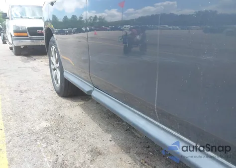 2013 Nissan Pathfinder Sv z USA, uszkodzony, nr VIN 5N1AR2MM4DC646130